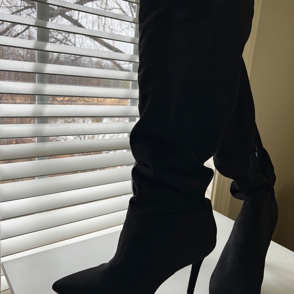 (USED) Jessica Simpson Saferra Suede Black Boot - Picture 7 of 16